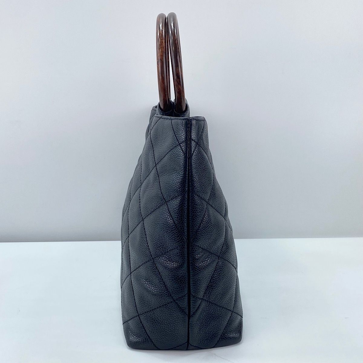 Chanel Handbag Quilted Black — view 6