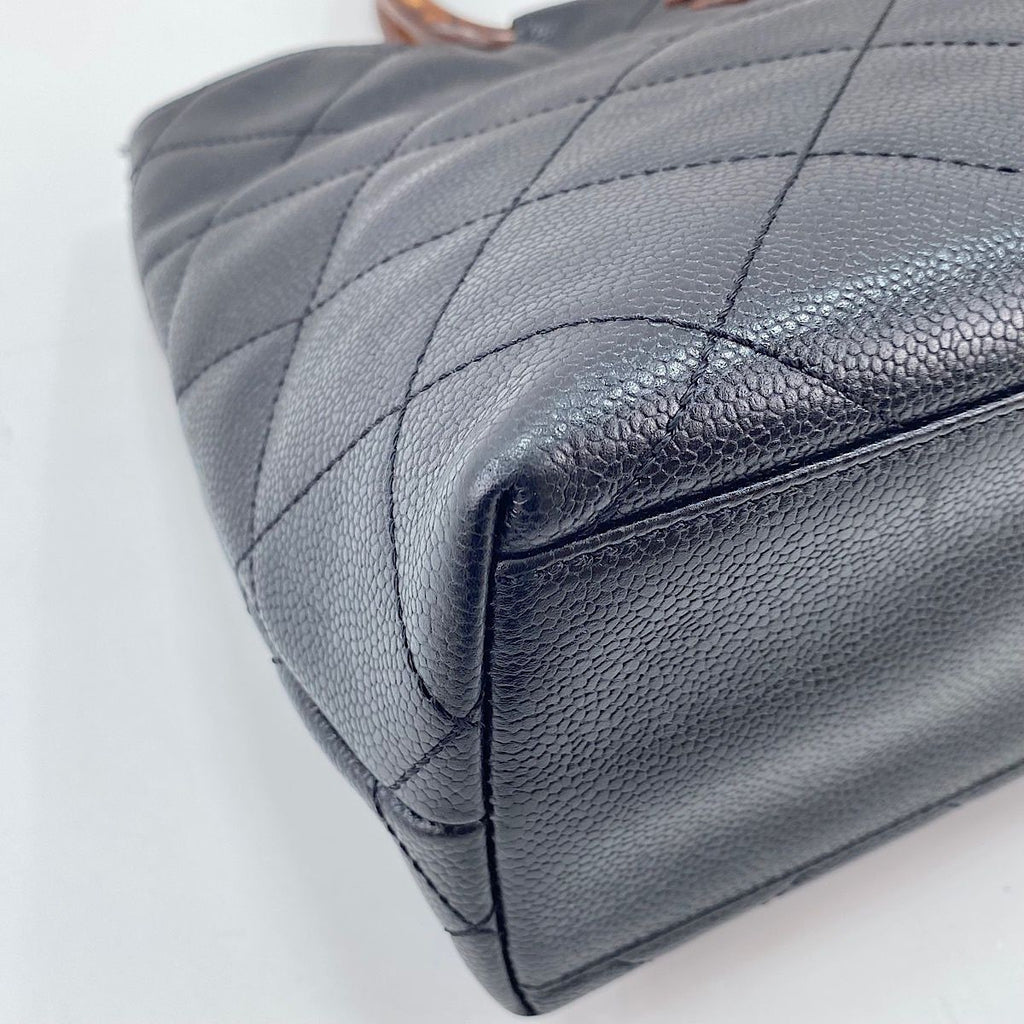 Chanel Handbag Quilted Black — view 9