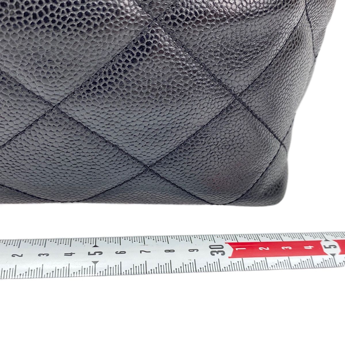 Chanel Handbag Quilted Black — view 4