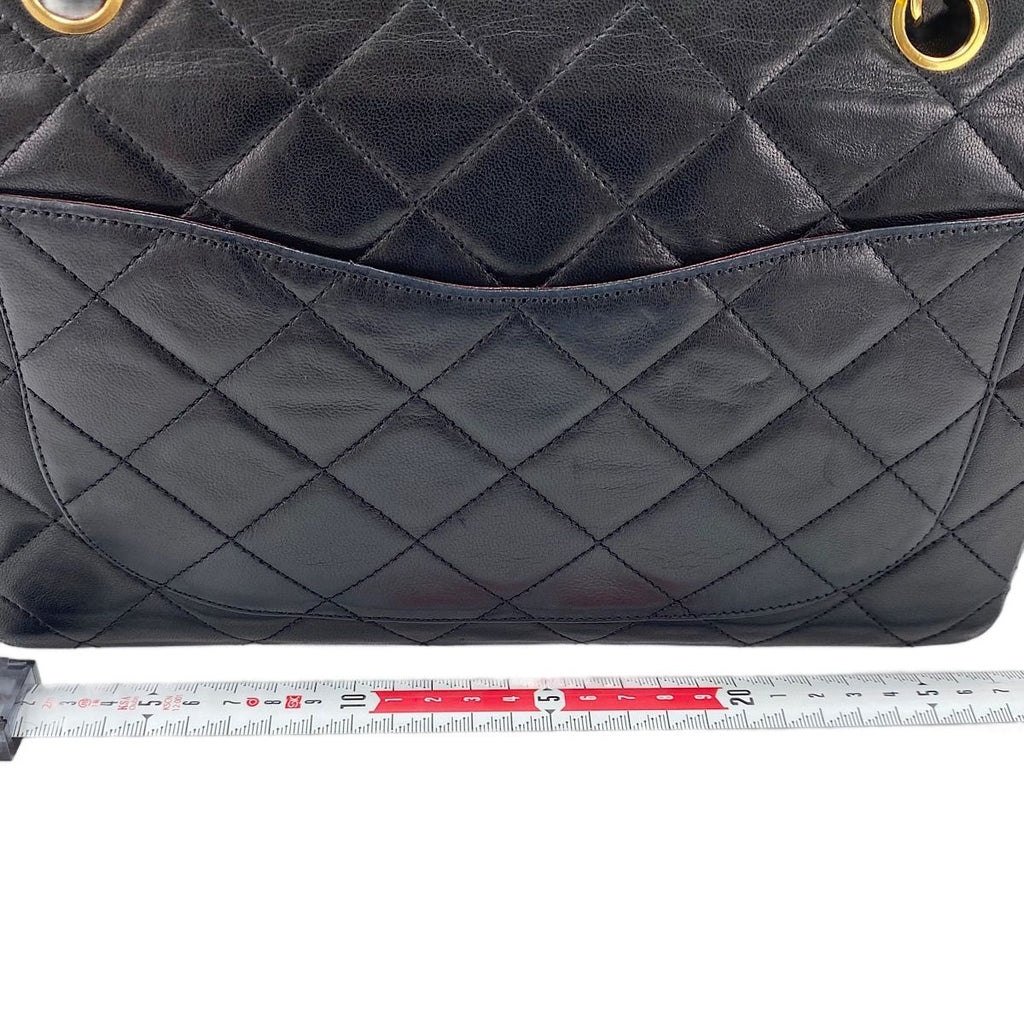 Chanel Shoulder Bag Quilted 28 — view 4