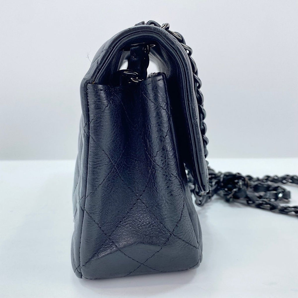 Chanel Shoulder Bag Quilted — view 5