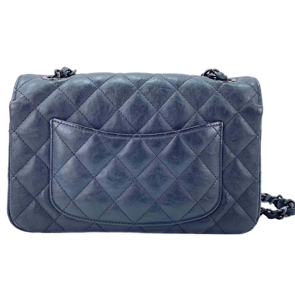 Chanel Shoulder Bag Quilted — view 3