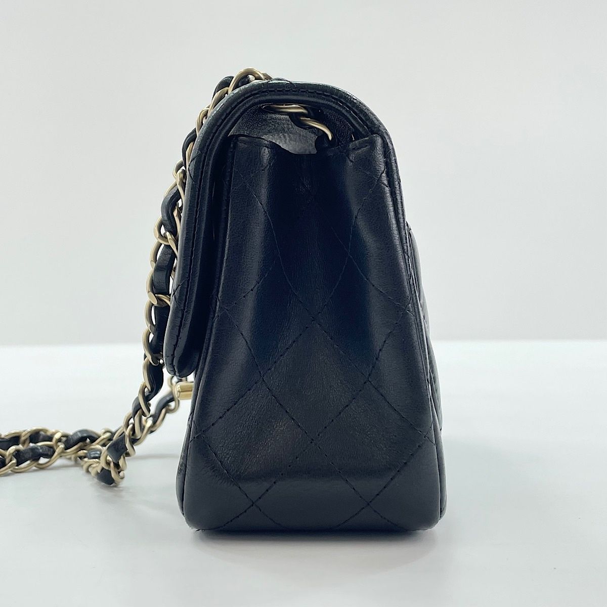 Chanel Shoulder Bag Mini Quilted — view 6