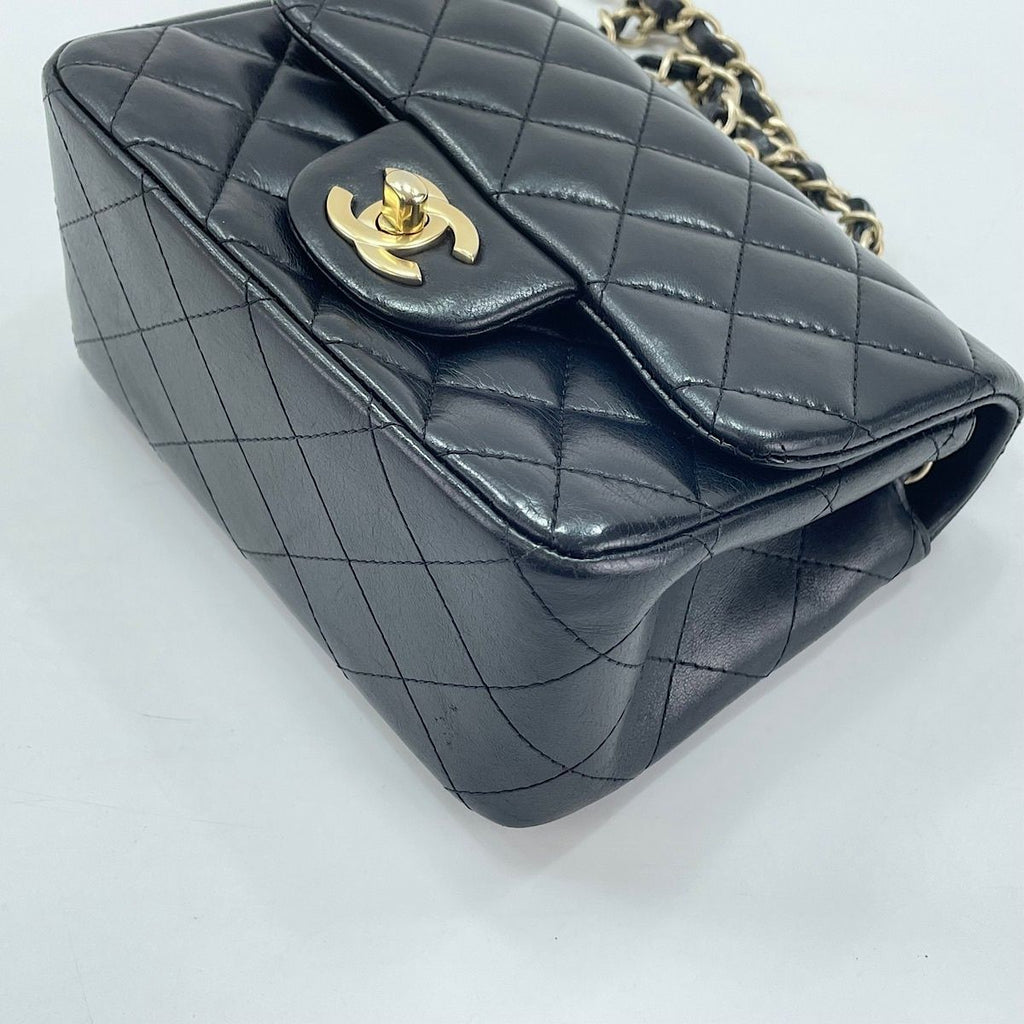 Chanel Shoulder Bag Mini Quilted — view 8