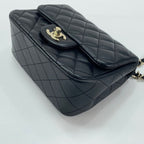Chanel Shoulder Bag Mini Quilted — view 8