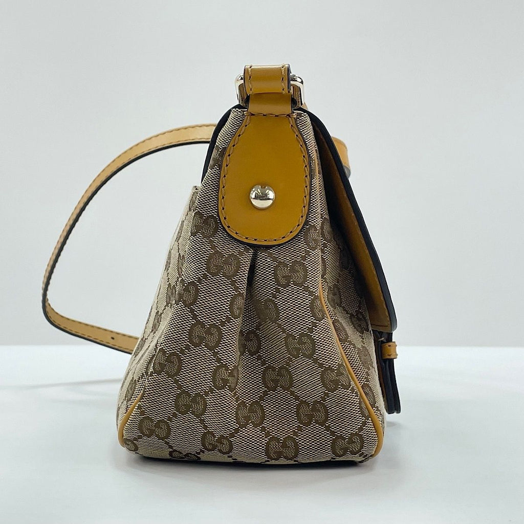 Gucci Shoulder Bag — view 4