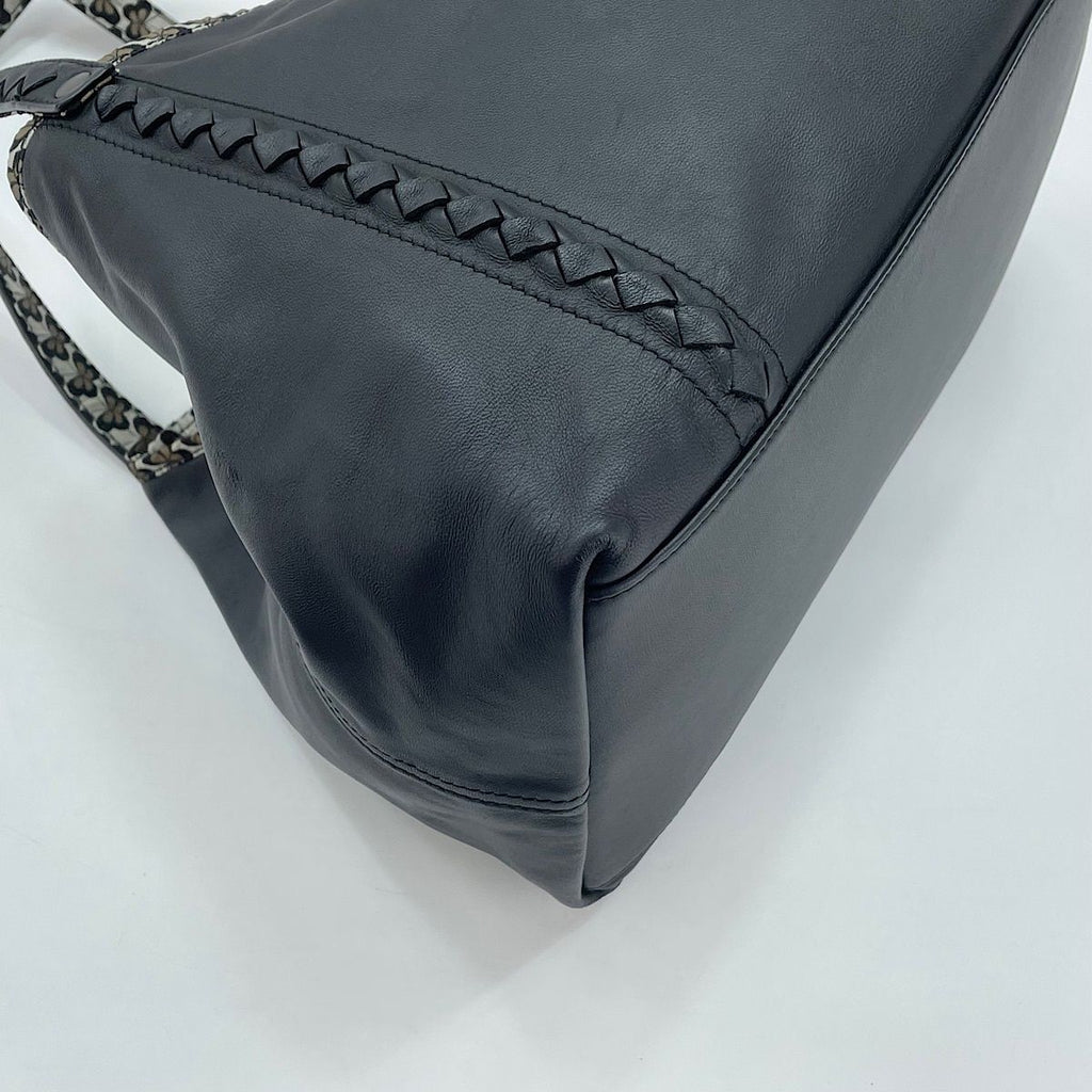 Bottega Veneta Tote Intrecciato — view 9