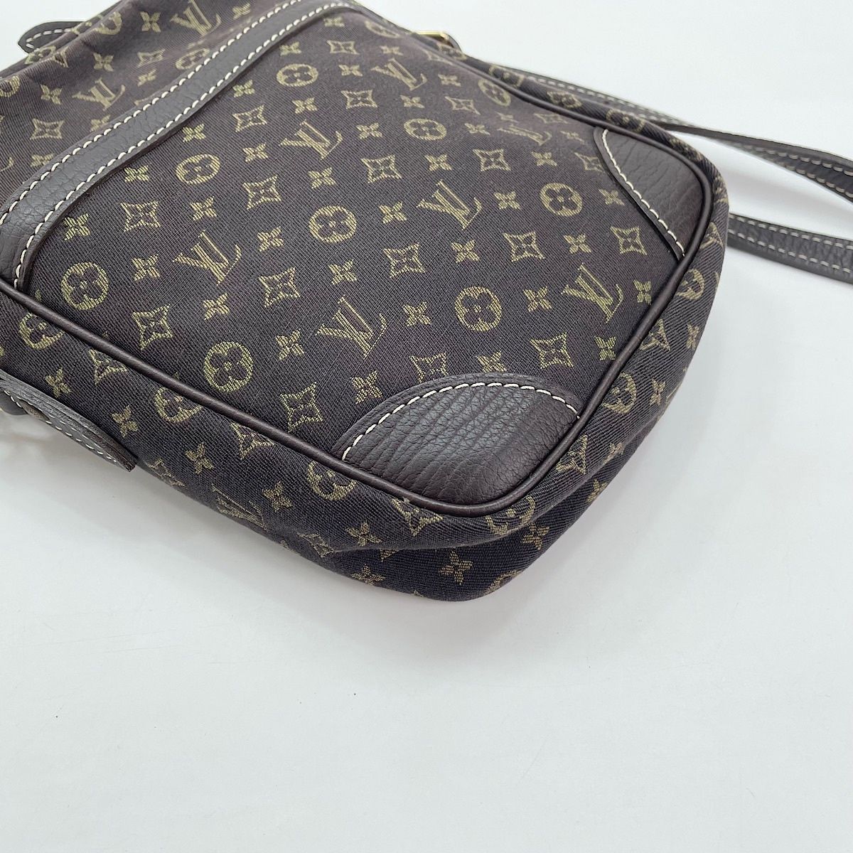 Louis Vuitton Shoulder Bag Danube — view 6