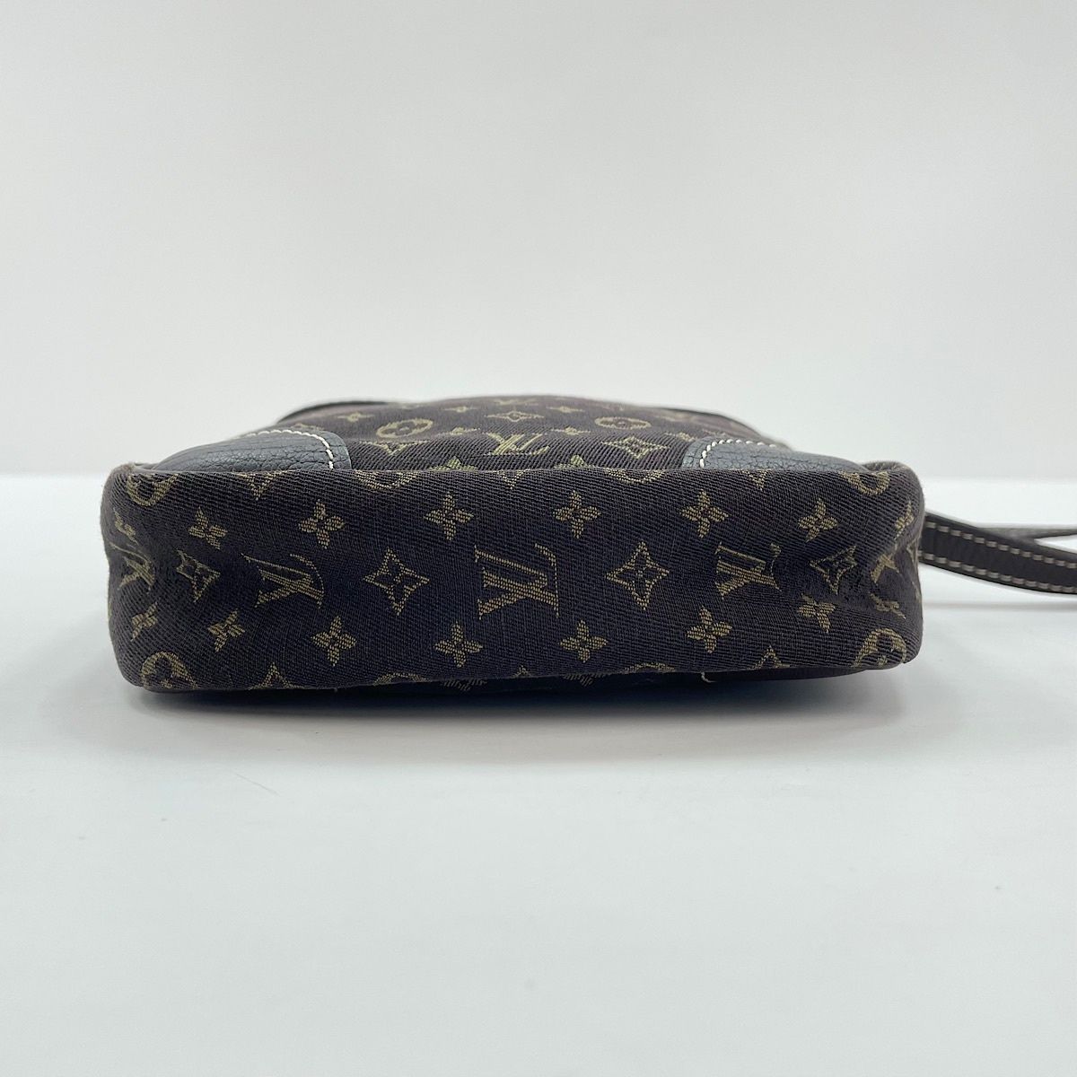 Louis Vuitton Shoulder Bag Danube — view 8