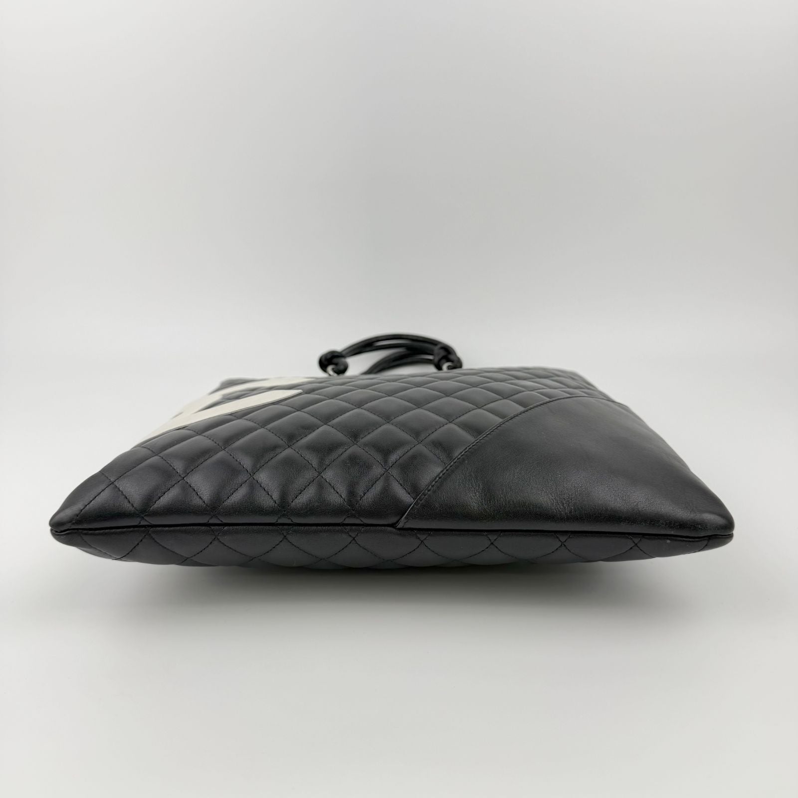 Chanel Cambon Line Large Tote Leather Black White Vintage — view 8