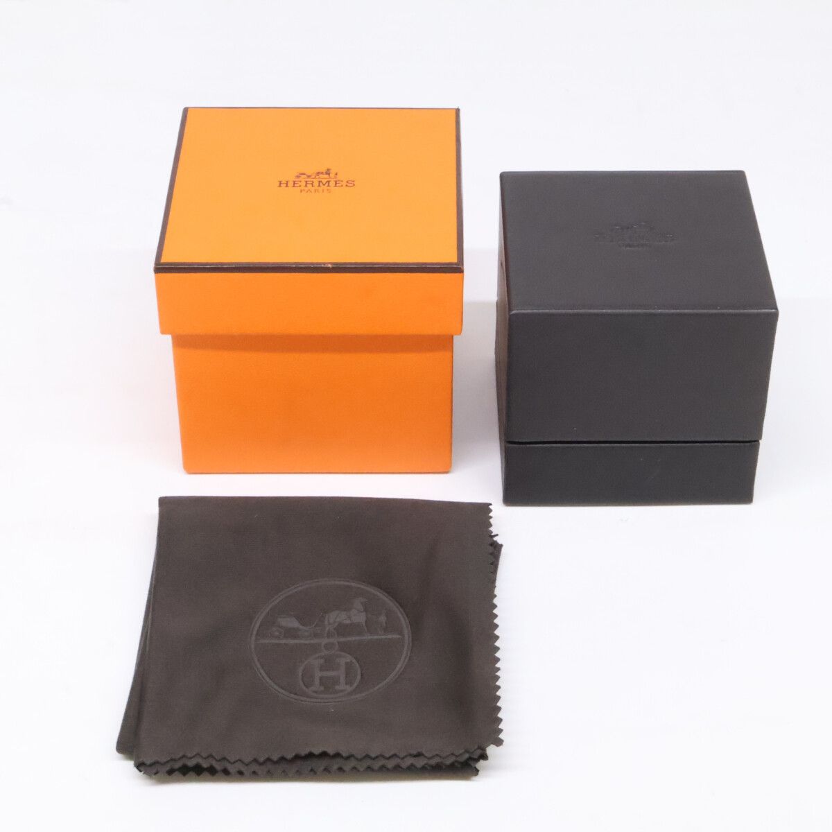 Hermes Polished 750 Chene D'ancre Enchainee PM 46 Ring — view 8