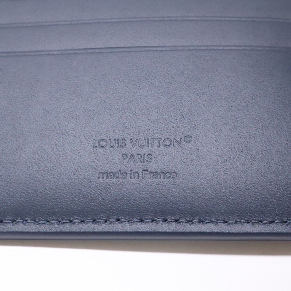 Louis Vuitton Portefeuille Multiple Bifold Wallet — view 8