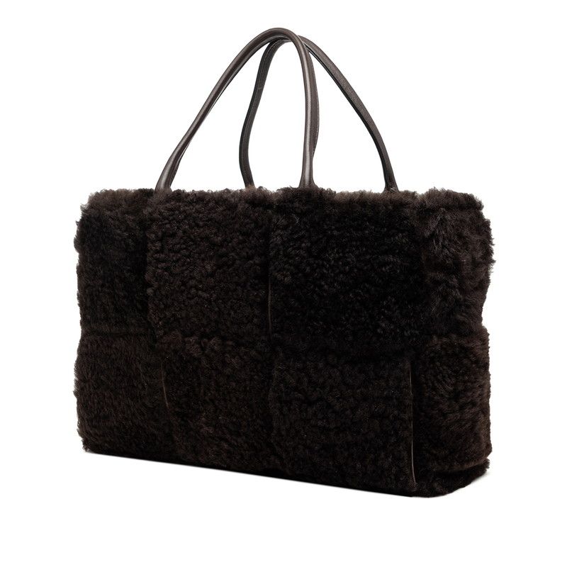 Bottega Veneta Maxi Intrecciato Arco Tote Dark Brown Shearling Leather — view 2