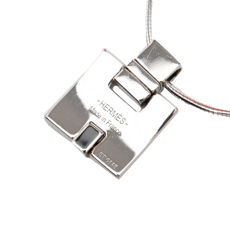 Hermes Irene Chain Pendant Black Metal Silver — view 3