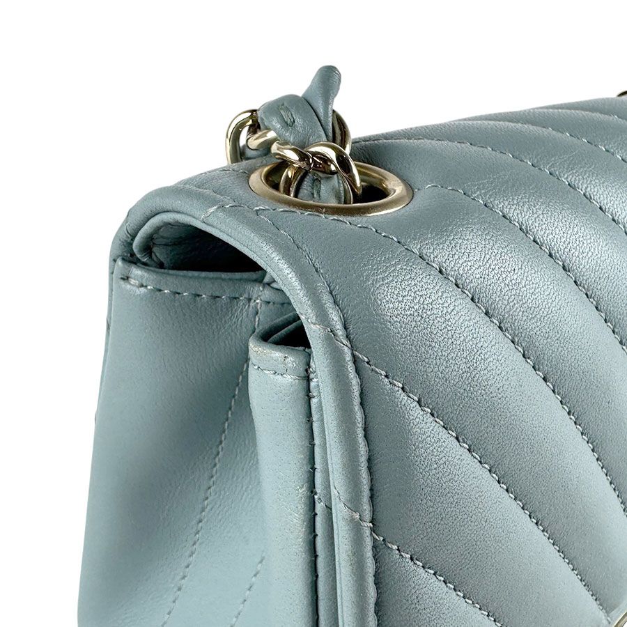 Chanel Shoulder Bag Gray — view 6
