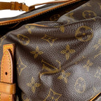 Louis Vuitton Shoulder Bag Saumur 35 — view 9