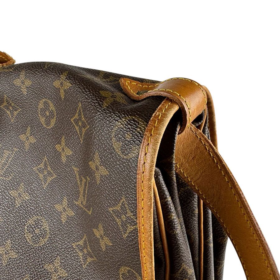 Louis Vuitton Shoulder Bag Saumur 35 — view 8