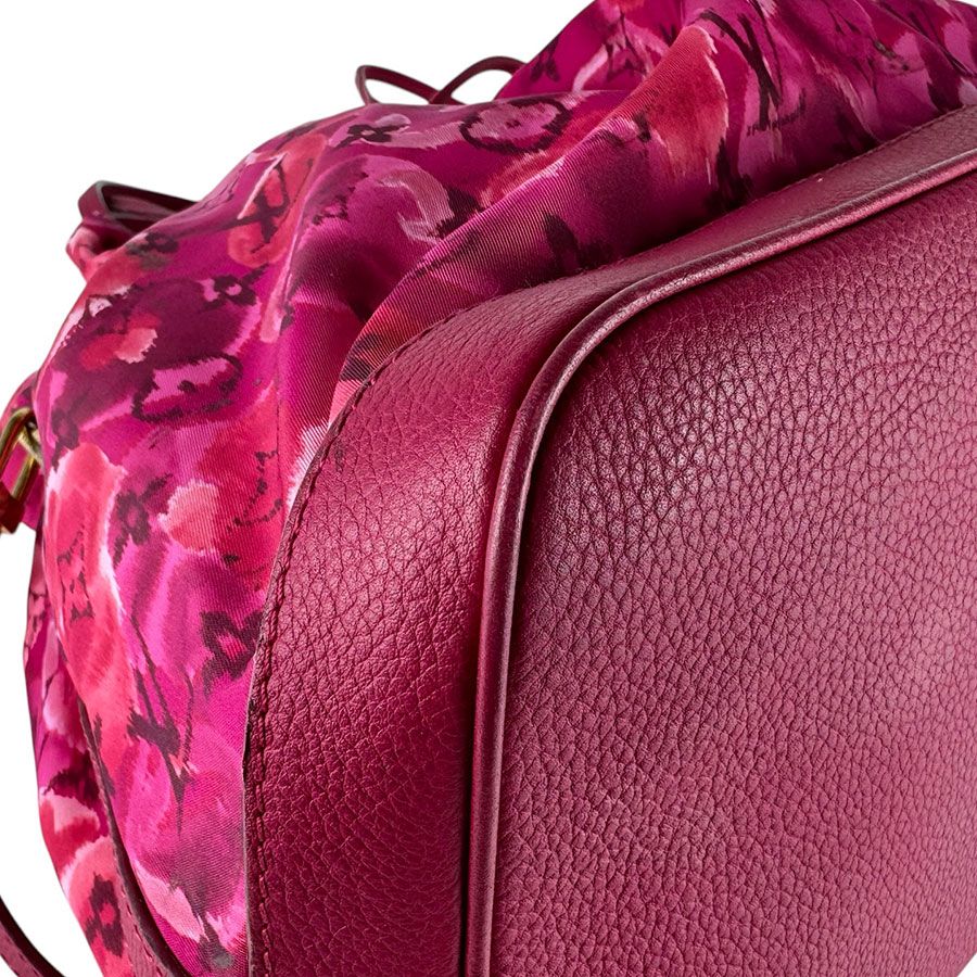 Louis Vuitton Shoulder Bag Ikat Flower Noefle MM — view 8