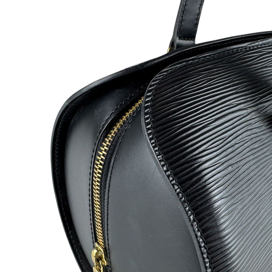 Louis Vuitton Handbag Soufflo — view 6