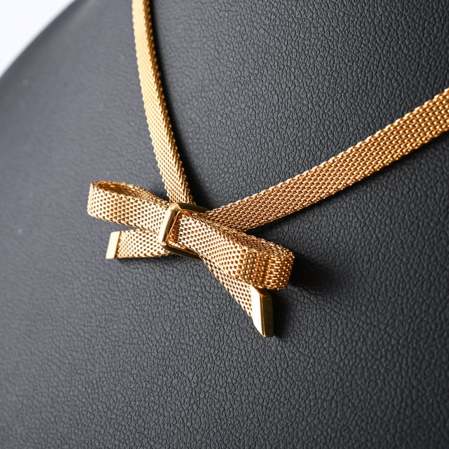 Dior Necklace Ribbon Gold — view 3