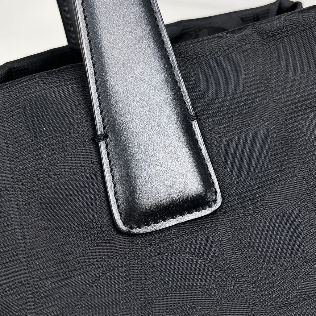 Chanel New Travel Line Tote MM CC Logo Shoulder Bag Nylon Jacquard Black — view 4