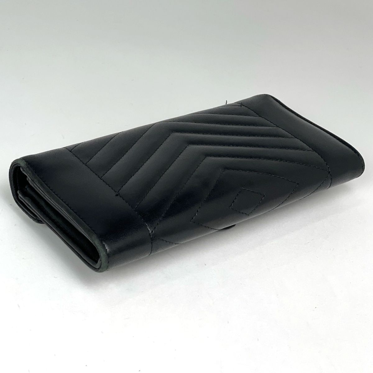 Chanel Stitch Bifold Wallet Chez Blanc CC Logo Leather Black — view 2