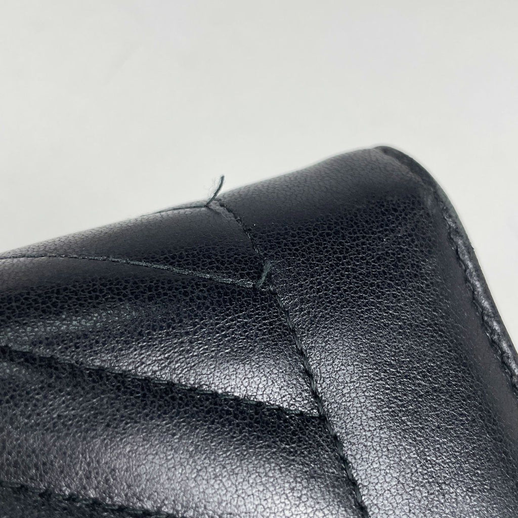 Chanel Stitch Bifold Wallet Chez Blanc CC Logo Leather Black — view 5