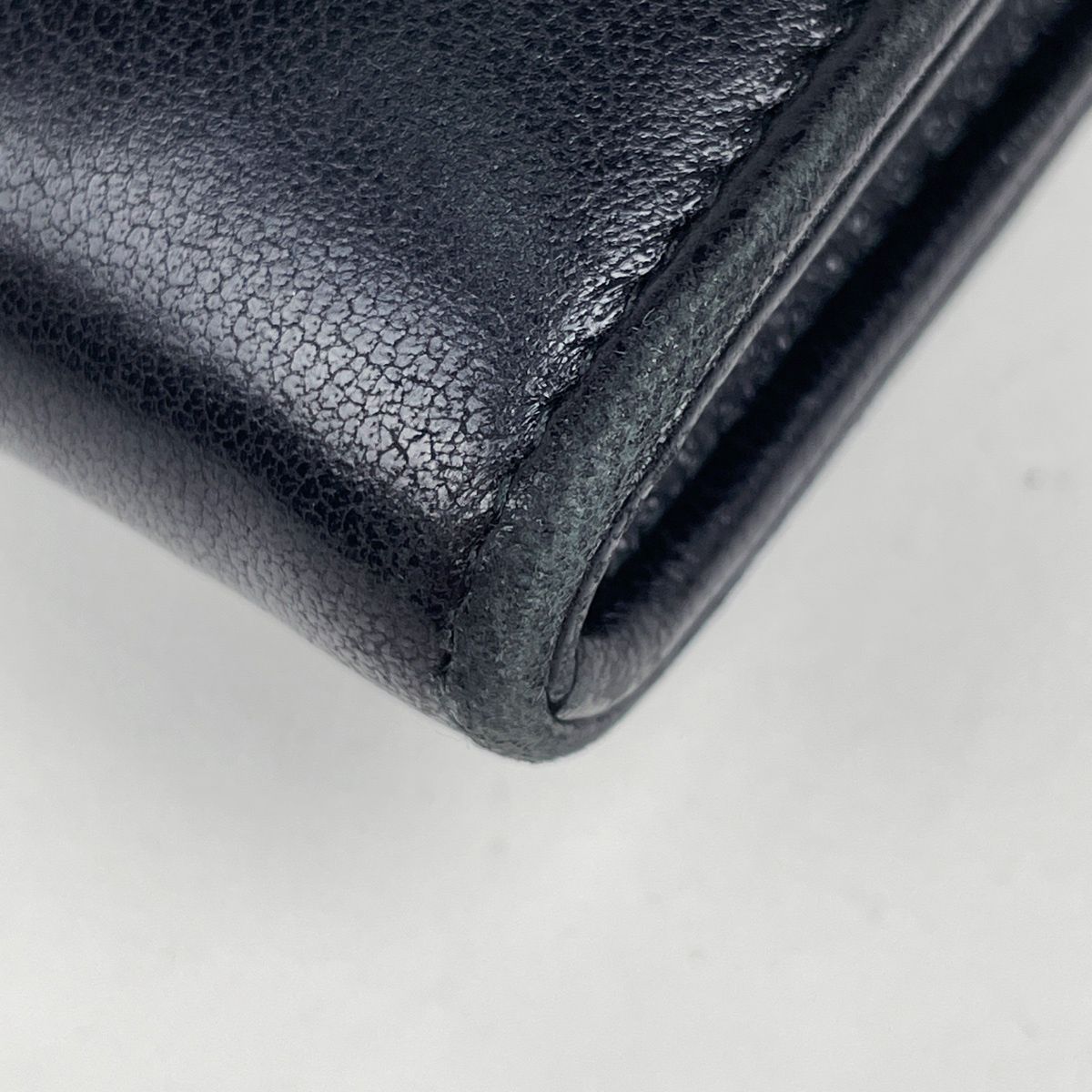 Chanel Stitch Bifold Wallet Chez Blanc CC Logo Leather Black — view 3