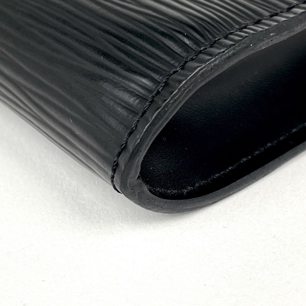 Louis Vuitton Pochette Epi Noir Shoulder — view 3