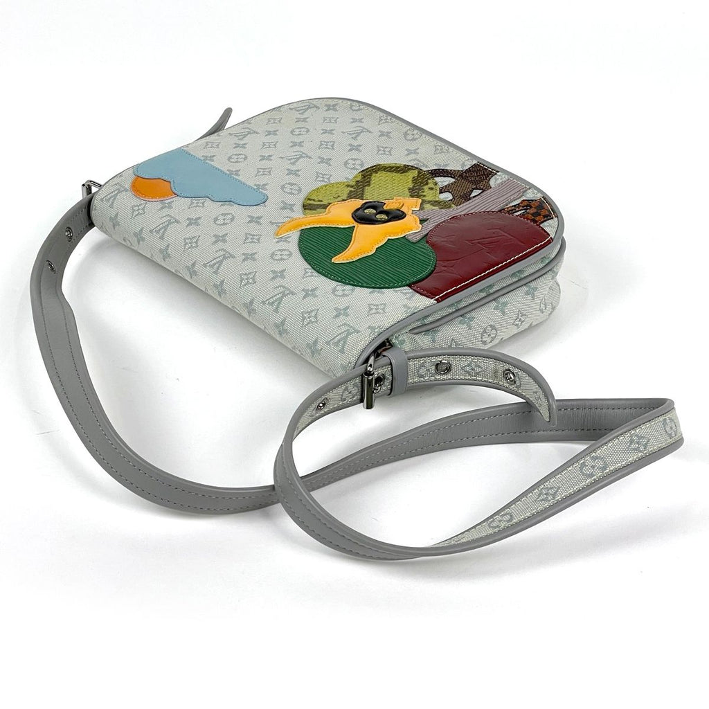 Louis Vuitton Comte de Fe Musette Shoulder Bag Monogram Mini Gray Multicolor — view 7