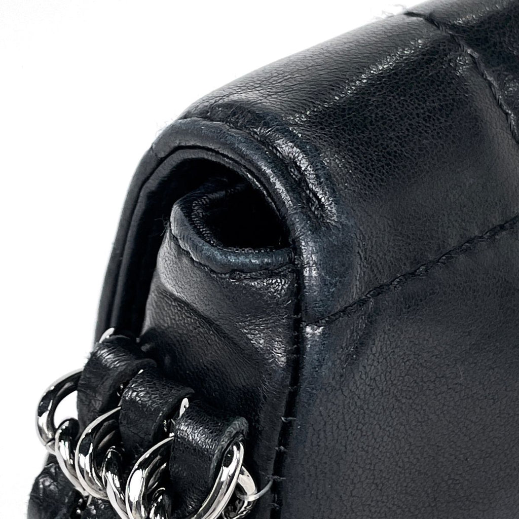 Chanel Chain Handbag CC Logo Leather Black — view 6