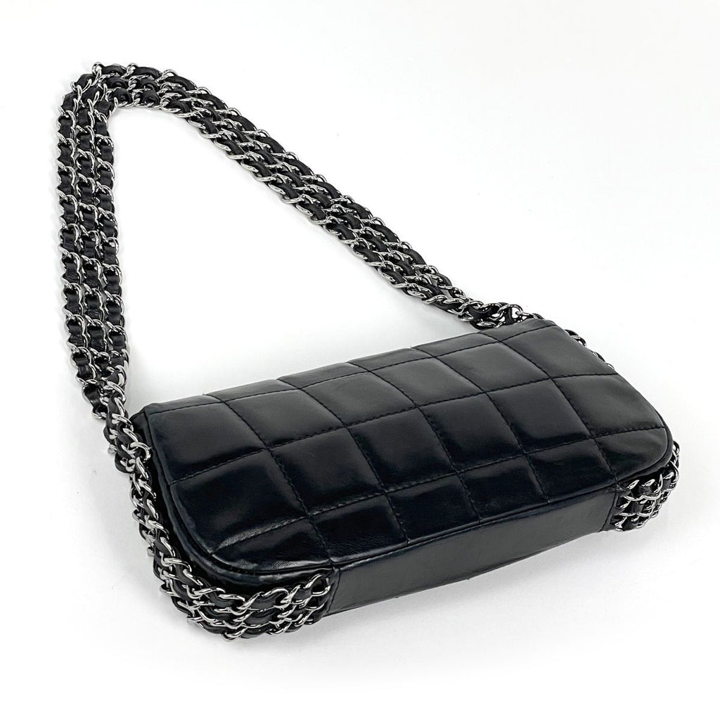Chanel Chain Handbag CC Logo Leather Black — view 2