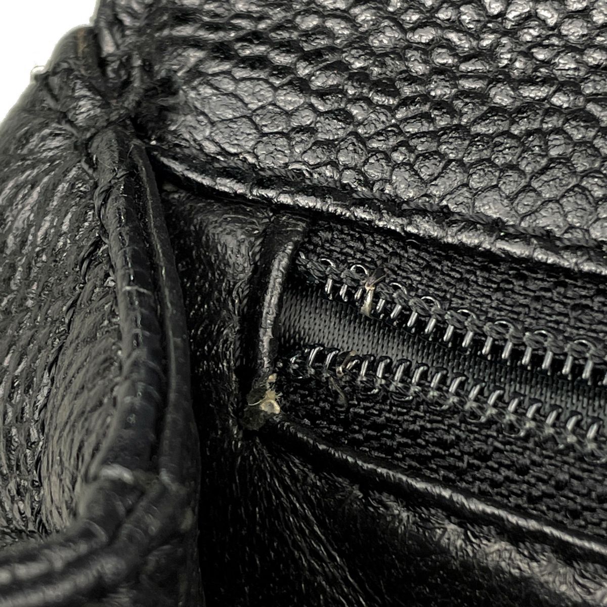 Chanel CC Logo Handbag Quilted Caviar Leather Black — view 7