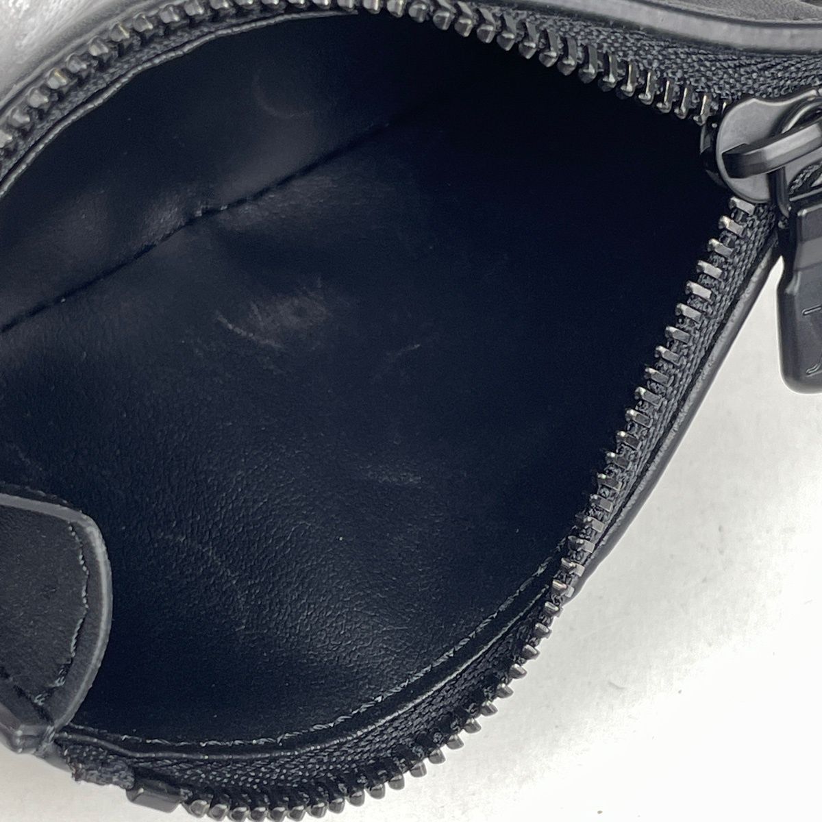Louis Vuitton Victor Wallet Monogram Shadow Trifold Leather Noir — view 4