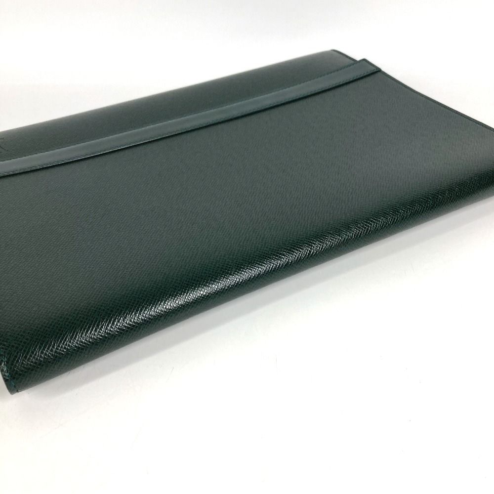 Louis Vuitton Clutch Volga Taiga Leather Epi Sea Green — view 7