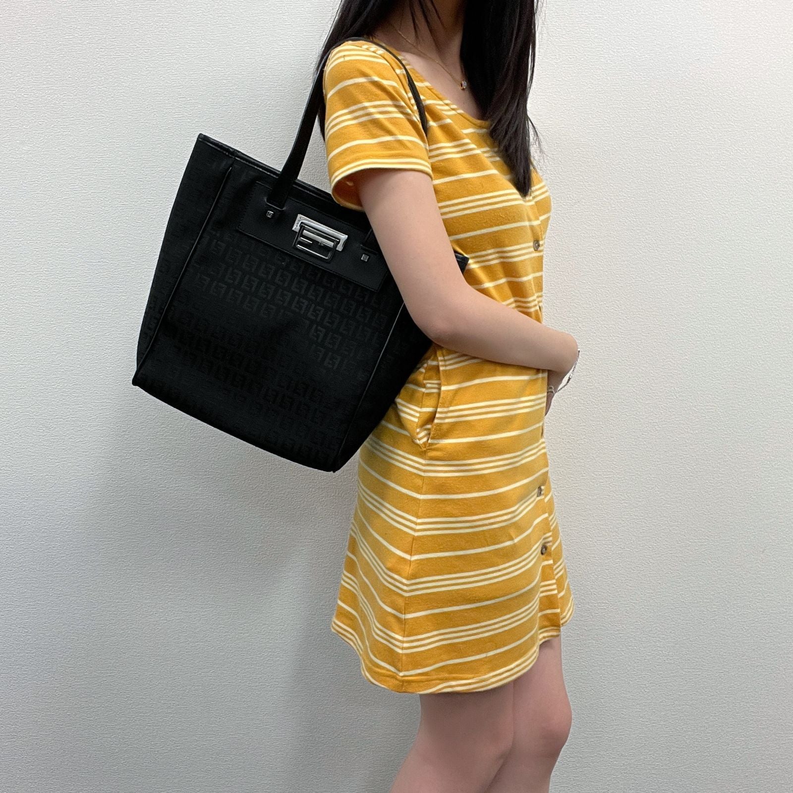 Fendi Zucca Pattern FF Logo Tote Canvas Leather Black Silver Vintage — view 2