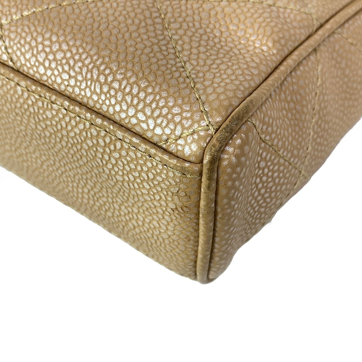 Chanel Shoulder Bag Quilted Light Brown Metallic Chain Gold — view 7