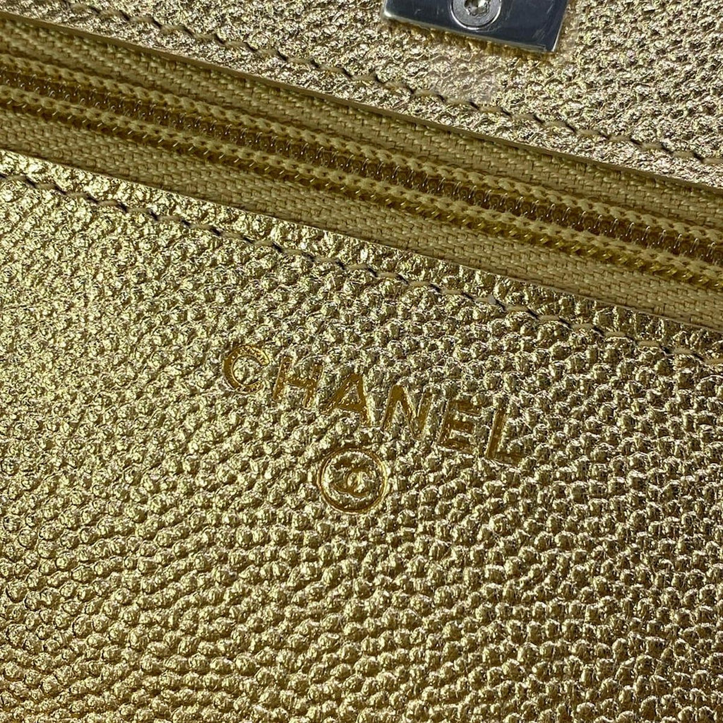Chanel Wallet Quilted Gold Chain Metal Shoulder — view 6