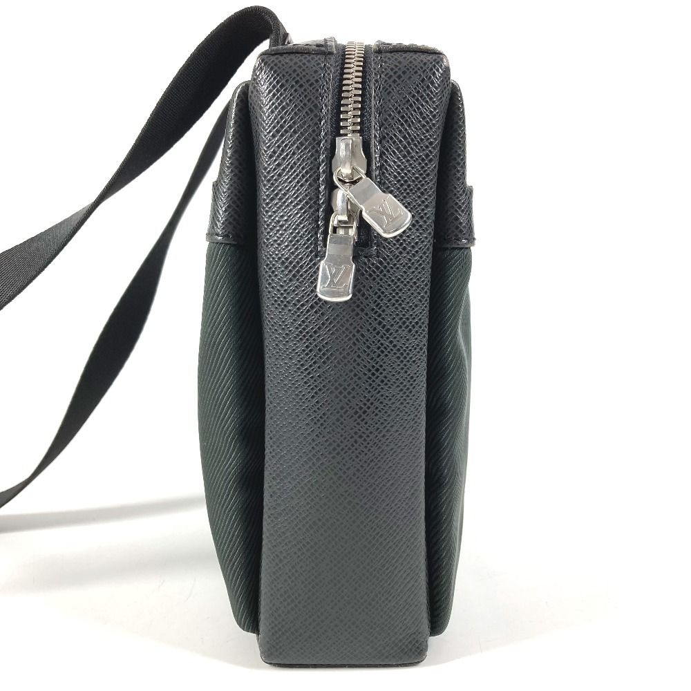 Louis Vuitton Shoulder Bag Sayan Leather Nylon Khaki — view 4