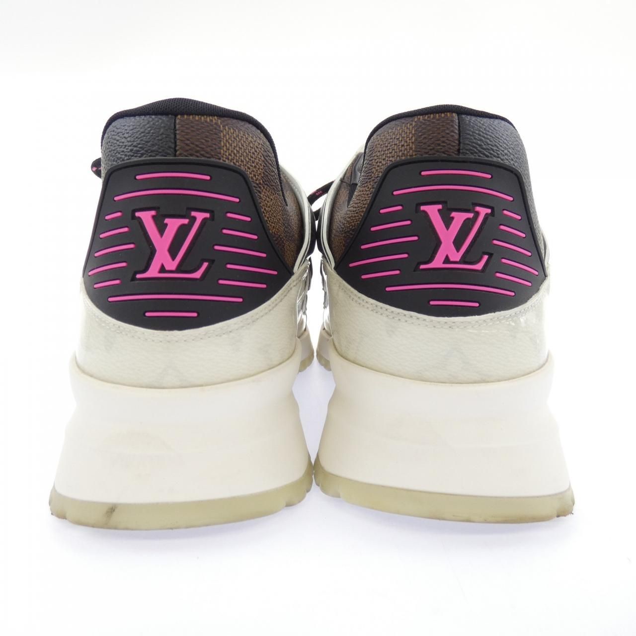 Louis Vuitton Zigzag Line Sneakers — view 6