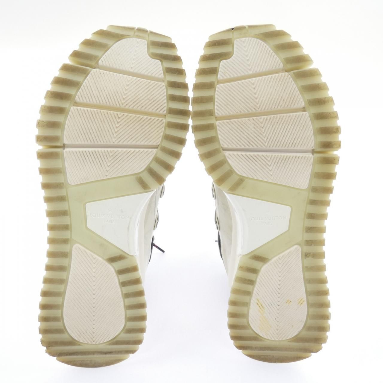 Louis Vuitton Zigzag Line Sneakers — view 5
