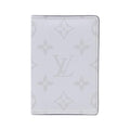 Louis Vuitton Taiga Llama Organizer de Poche Card Case