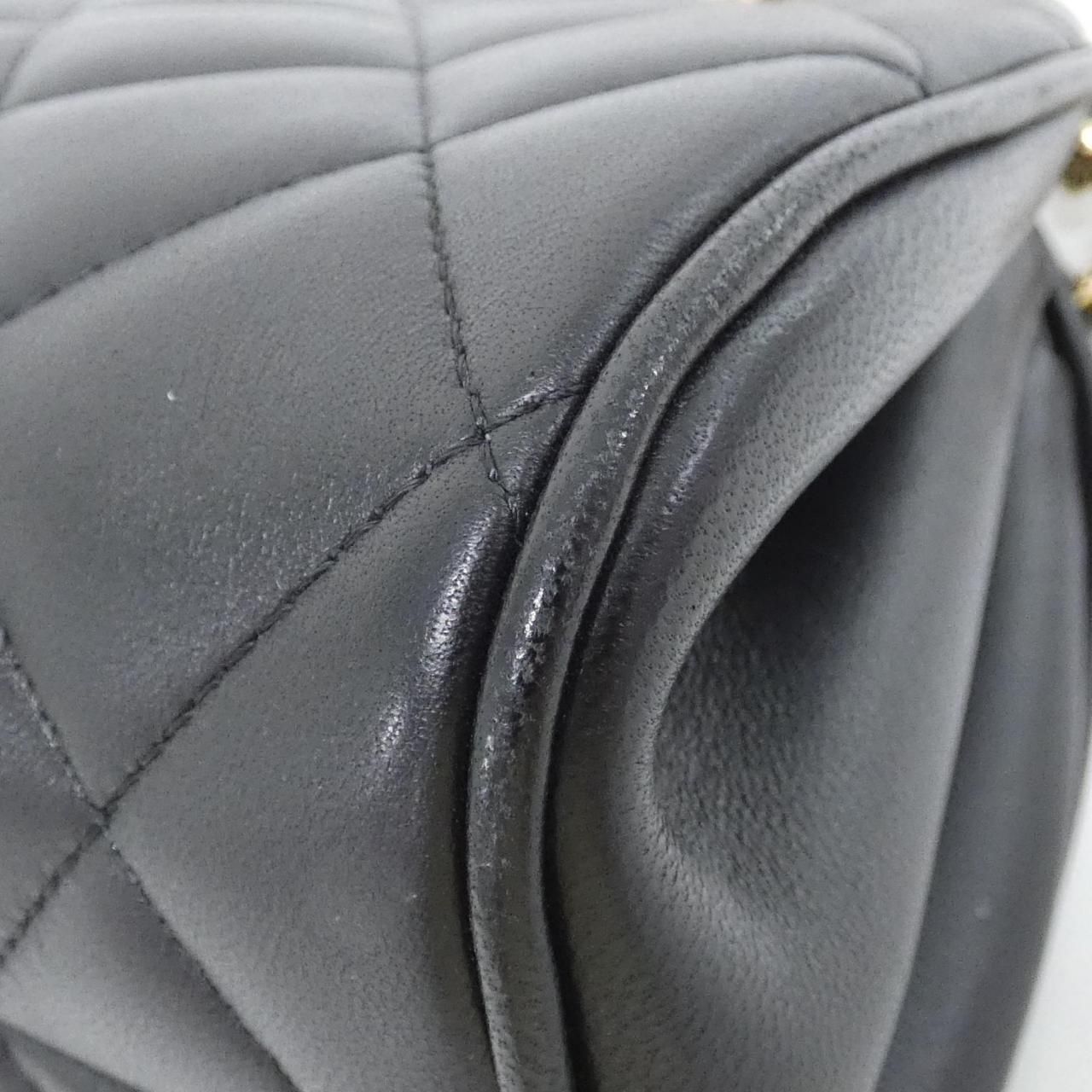 Chanel Shoulder Bag Black — view 2