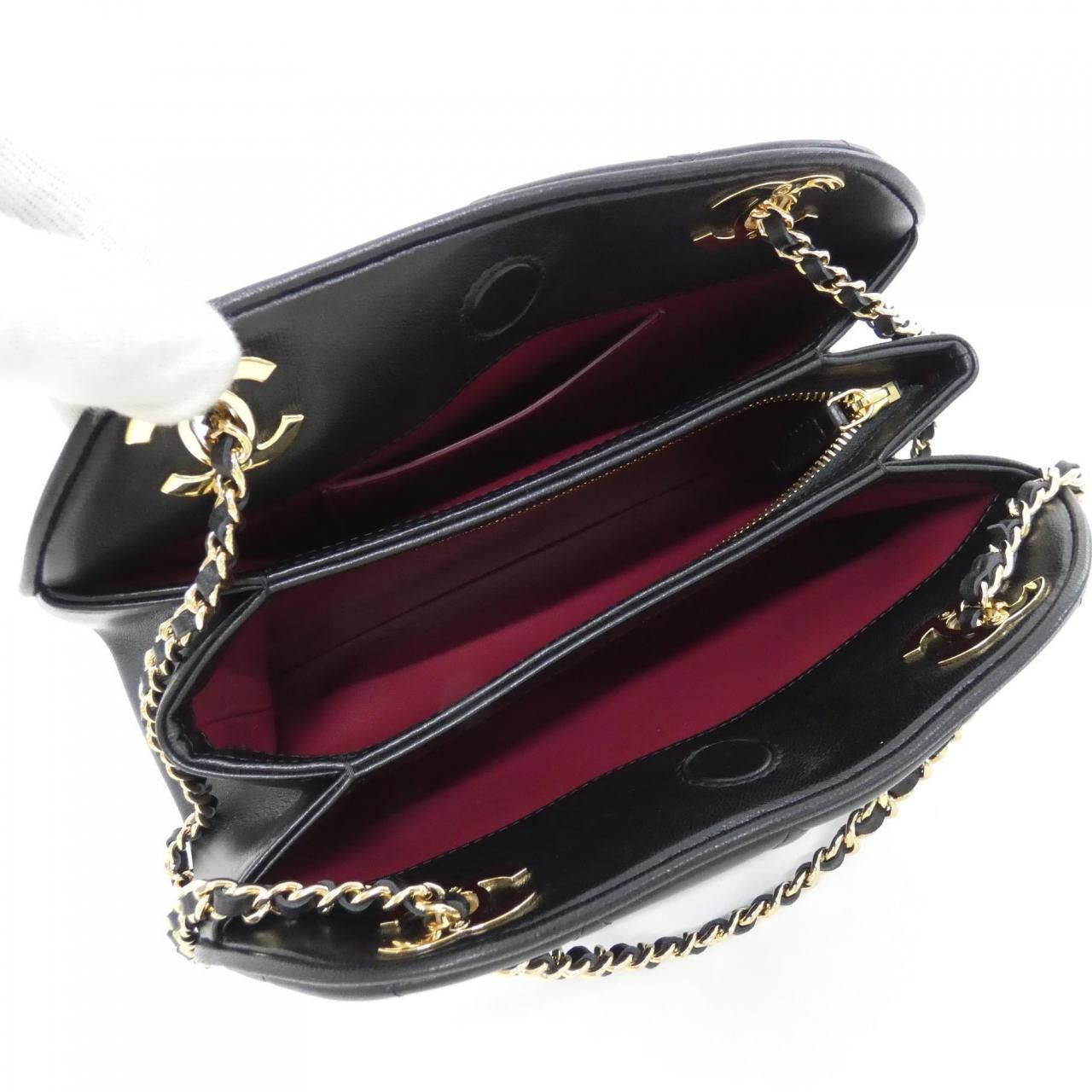 Chanel Shoulder Bag Black — view 6