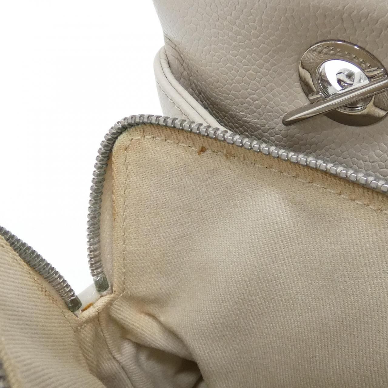 Chanel Shoulder Bag Ivory — view 9
