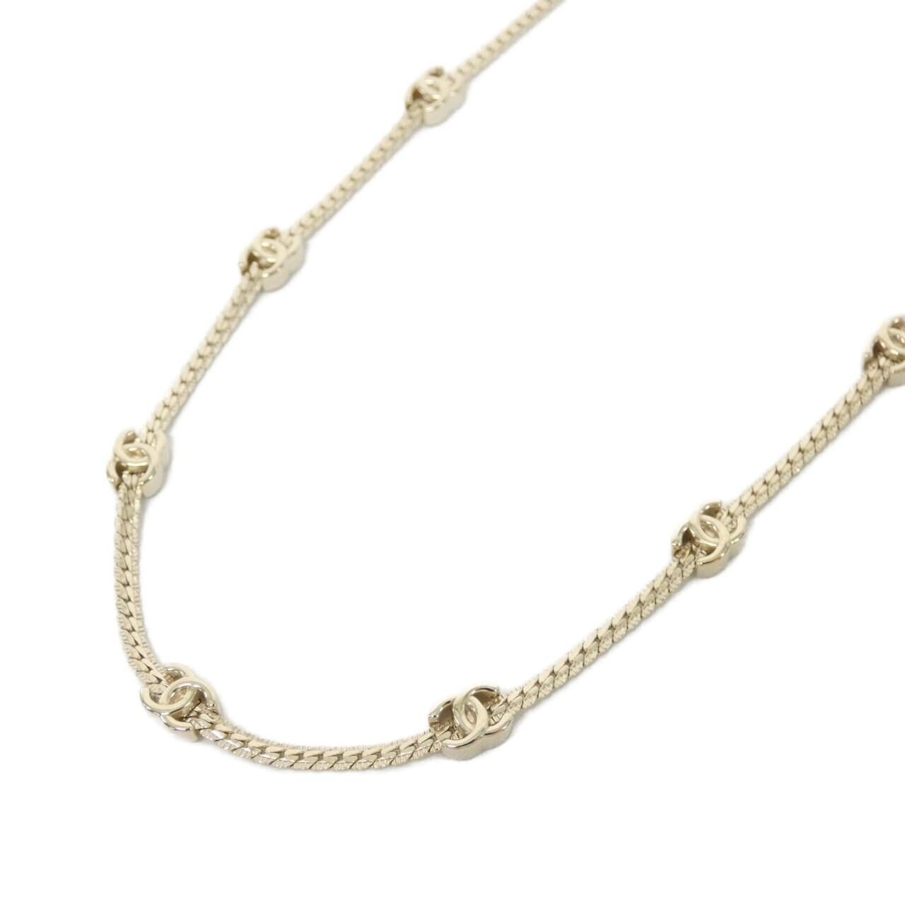 Chanel Necklace Gold