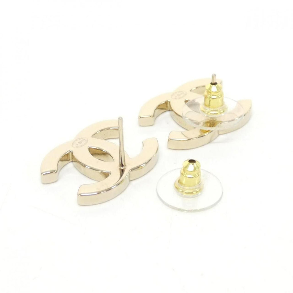 Chanel Earrings Gold — view 3