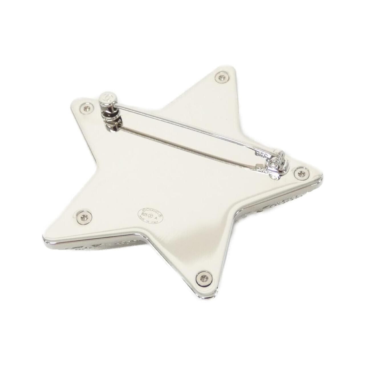 Chanel Brooch Silver — view 2