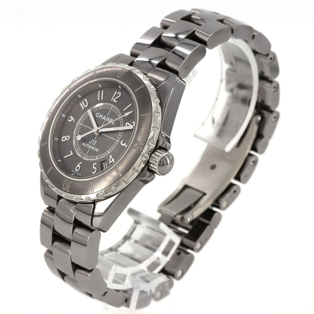 Chanel Chromatic 38 Ceramic Automatic Winding Watch — view 2