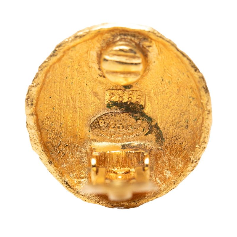 Chanel CC Logo Vintage Round Earrings Gold Plated — view 3